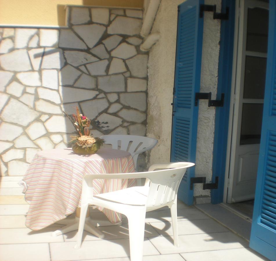 Hotel Rea Naxos City Zimmer foto